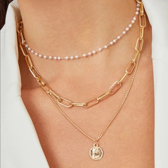 🔥Gold Vintage Coin Pearl Multiple  Layer Necklace - Picture 2 of 5